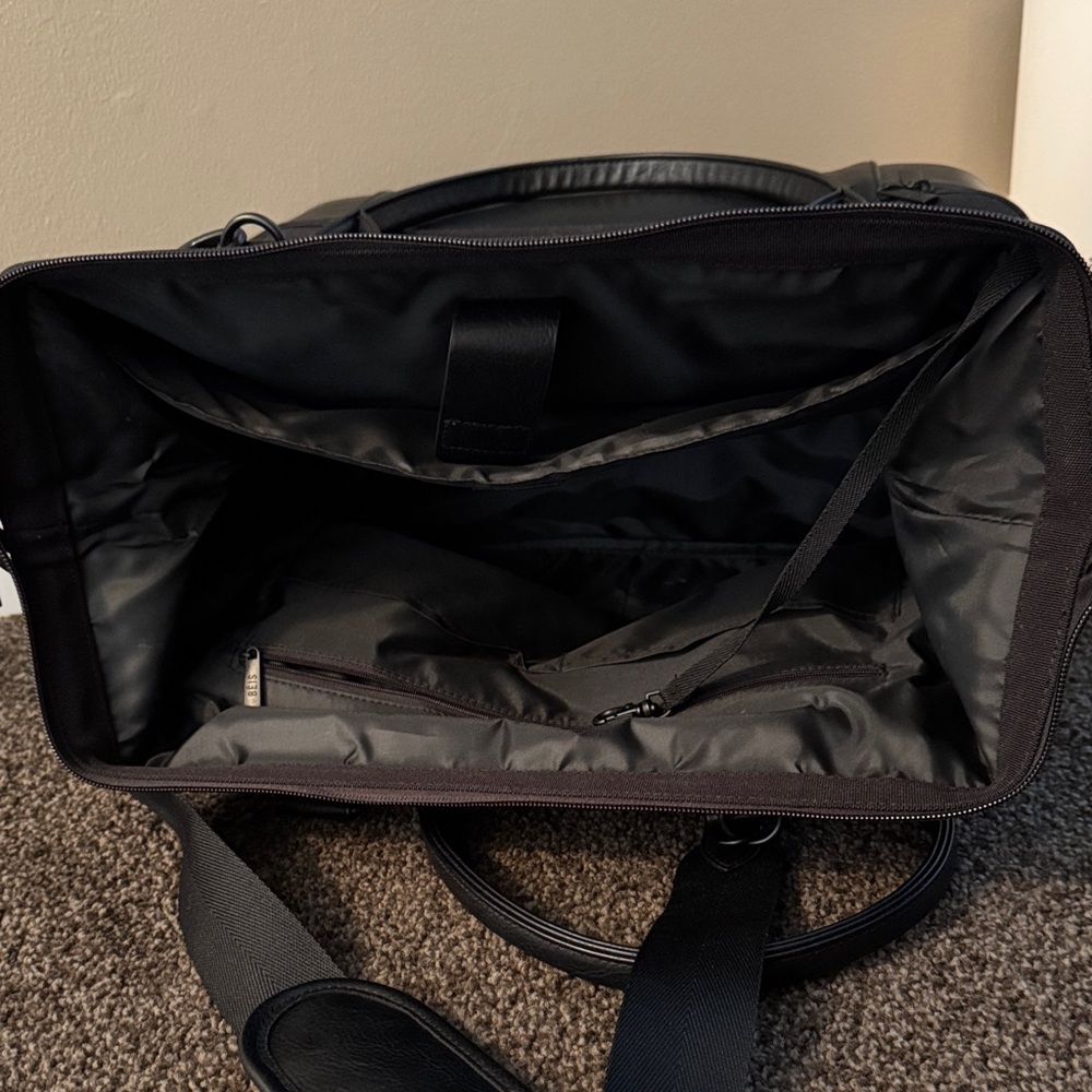 BEIS Mini weekender in Black - Picture 5 of 8